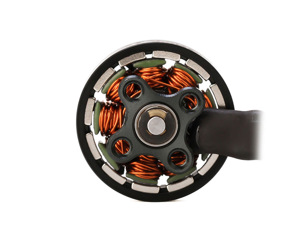 T-motor F1404 3800KV 2900KV 46 - огляд і ціна Walksnail Avatar Hd Goggles X